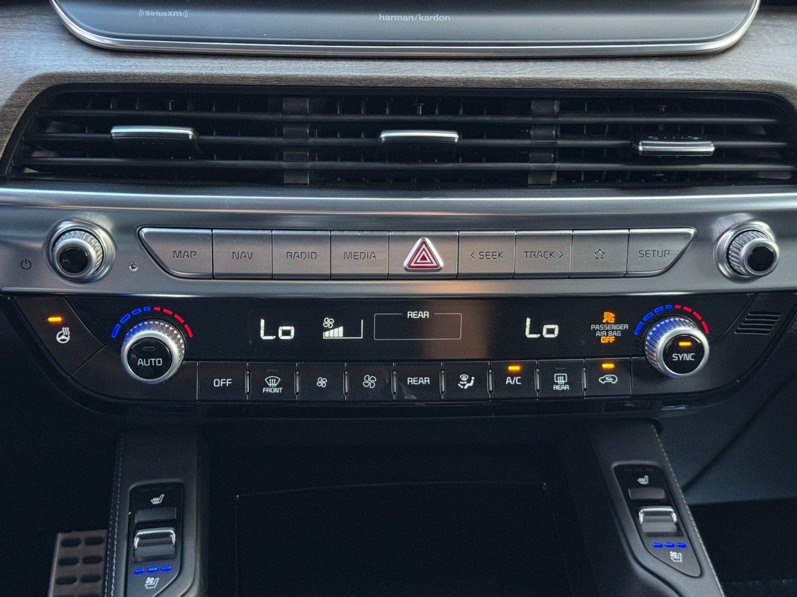Used 2022 Kia Telluride SX w/ SX Prestige Package AWD/4WD image 29