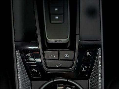 Certified 2024 Porsche 911 Carrera image 21