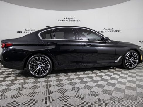 Used 2023 BMW 530i w/ Premium Package RWD image 4