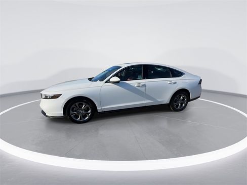 Used 2024 Honda Accord EX image 6