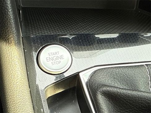 Certified 2025 Volkswagen Taos S image 42