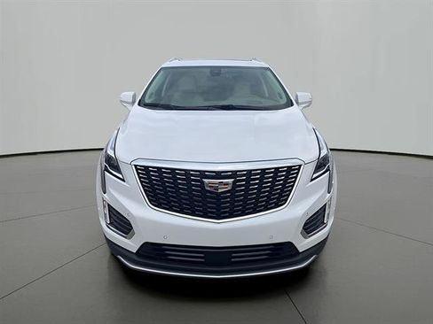 Certified 2024 Cadillac XT5 Premium Luxury w/ Technology Package AWD/4WD image 8