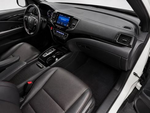 Used 2023 Honda Ridgeline Black Edition image 18