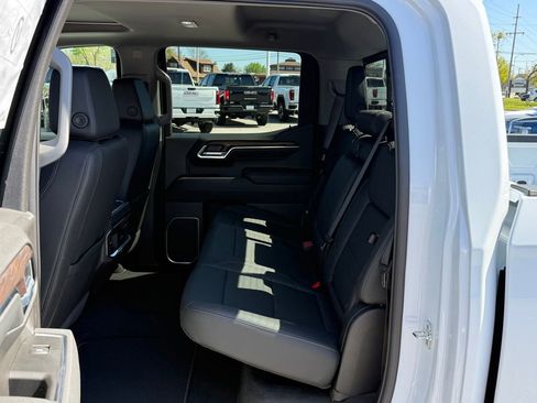 New 2026 GMC Sierra 1500 SLT AWD/4WD image 21