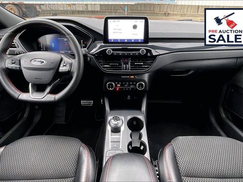 Used 2023 Ford Escape ST-Line image 15
