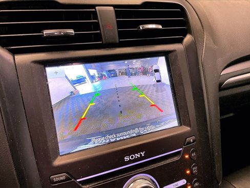Used 2019 Ford Fusion Titanium image 20