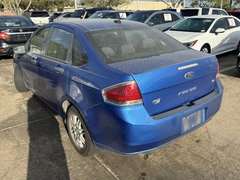 Used 2010 Ford Focus SE image 7