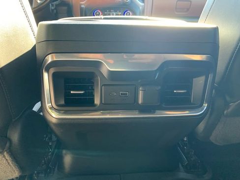 Used 2022 Chevrolet Silverado 1500 High Country AWD/4WD image 18
