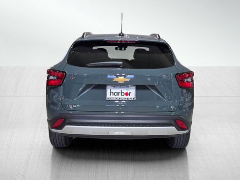 New 2026 Chevrolet Trax LT image 6