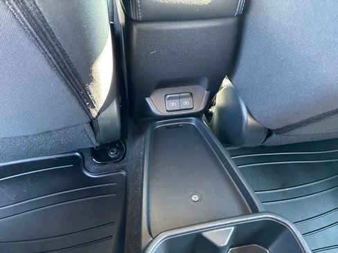 Certified 2025 Nissan Leaf SV Plus FWD image 27