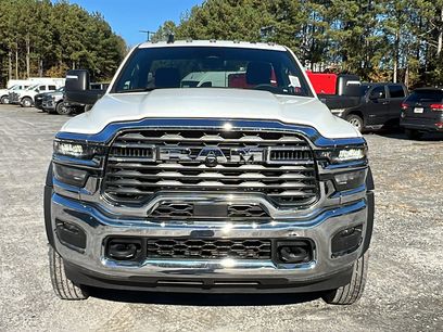 New 2025 RAM 5500 4x4 Regular Cab