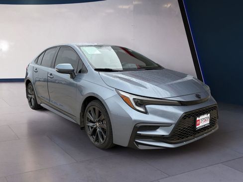 Used 2023 Toyota Corolla SE image 7