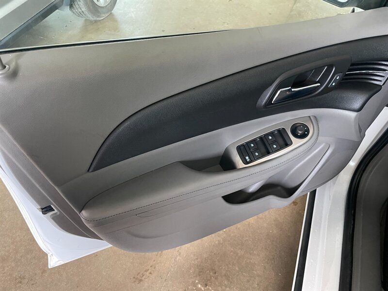 Used 2014 Chevrolet Malibu LS w/ Protection Package FWD image 20