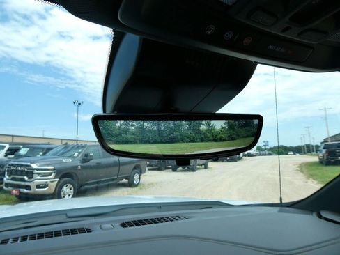 New 2026 Chevrolet Silverado 1500 High Country AWD/4WD image 28