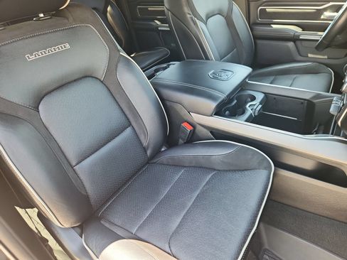 Used 2023 RAM 1500 Laramie AWD/4WD image 15