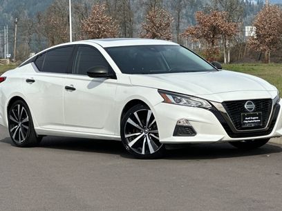 Used 2020 Nissan Altima 2.5 SR w/ Premium Package