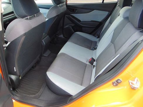 Used 2018 Subaru Crosstrek 2.0i AWD/4WD image 21
