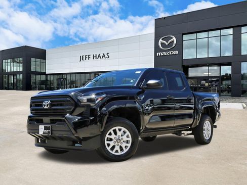 Used 2026 Toyota Tacoma SR AWD/4WD image 1
