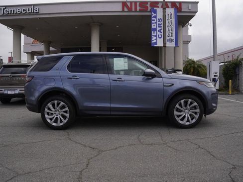 Used 2023 Land Rover Discovery Sport SE AWD/4WD image 3