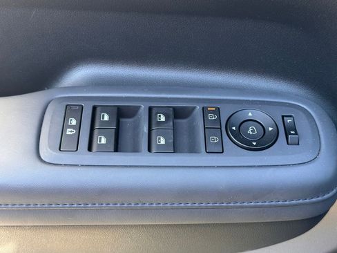 Used 2025 Hyundai Santa Fe Limited image 26