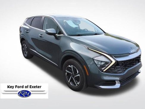 Used 2023 Kia Sportage LX AWD/4WD image 2