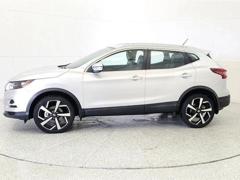Used 2022 Nissan Rogue Sport SL AWD/4WD image 5