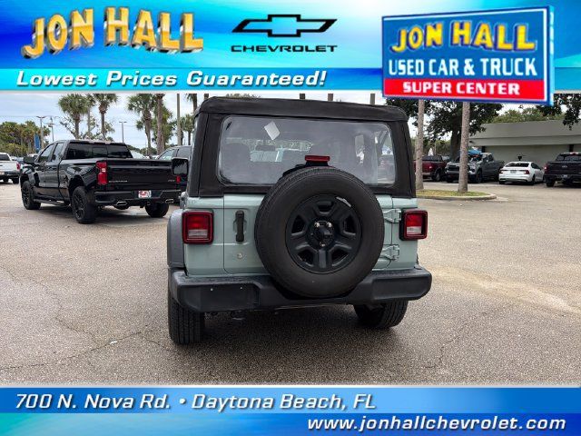Used 2023 Jeep Wrangler Sport AWD/4WD image 8