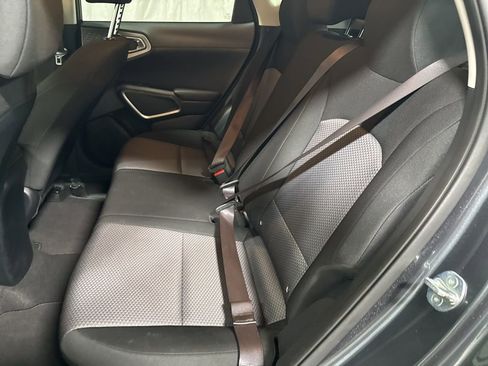 Used 2024 Kia Soul LX w/ Option Group 015 image 17