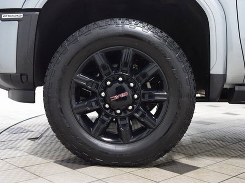 Used 2024 GMC Sierra 2500 AT4 w/ AT4 Premium Plus Package image 31