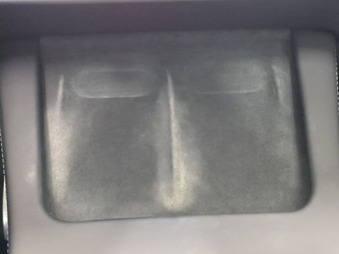 Used 2023 Tesla Model Y Performance image 26