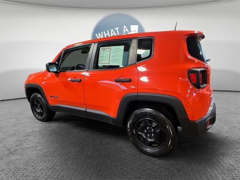 Used 2018 Jeep Renegade Sport w/ Power & Air Group image 6