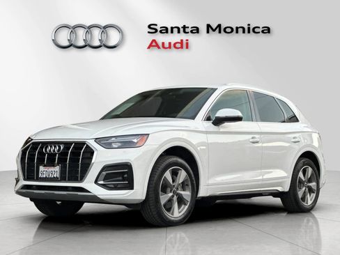 Used 2023 Audi Q5 2.0T Premium w/ Convenience Package image 1