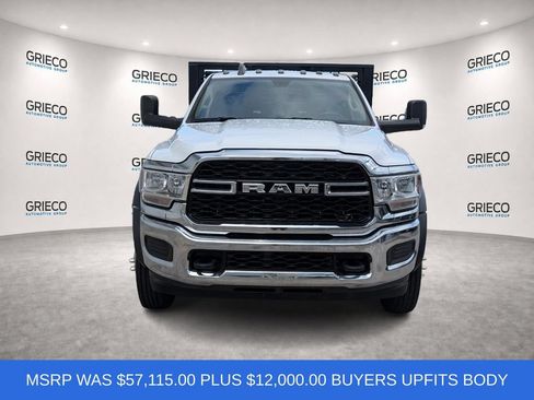 Used 2020 RAM 4500 Tradesman w/ Chrome Appearance Group RWD image 2