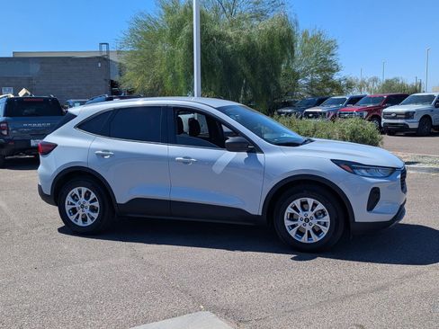 New 2025 Ford Escape Active image 37