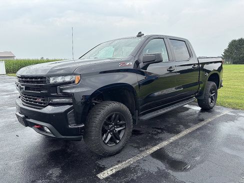 Used 2022 Chevrolet Silverado 1500 LT Trail Boss w/ Convenience Package II AWD/4WD image 9