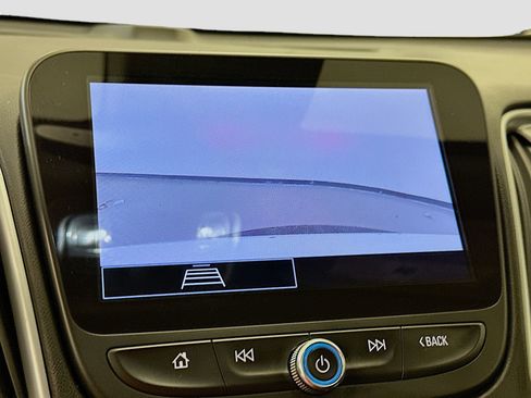 Used 2023 Chevrolet Malibu LT FWD image 23