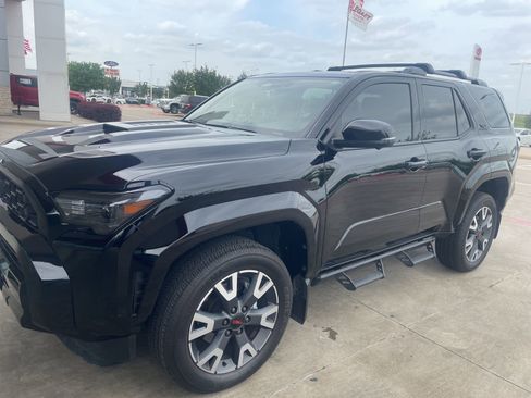 Used 2025 Toyota 4Runner TRD Sport Premium AWD/4WD image 25