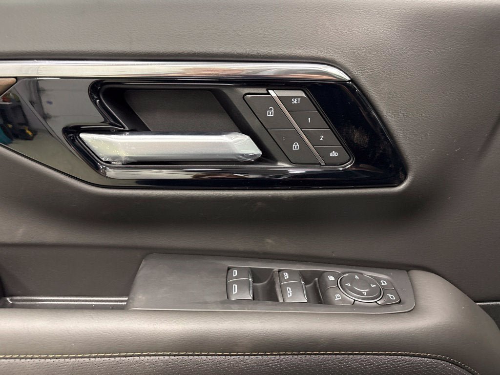 New 2027 Chevrolet Tahoe High Country w/ Sun And Tow Package AWD/4WD image 15