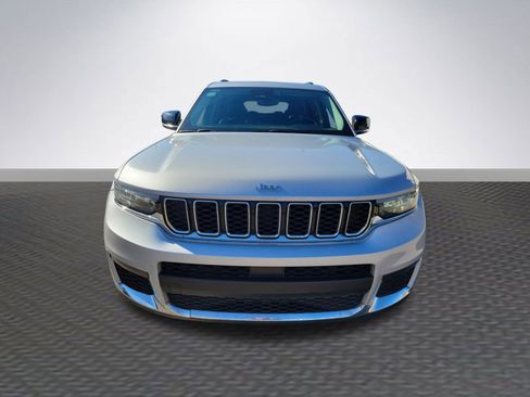 Used 2022 Jeep Grand Cherokee L Limited image 2