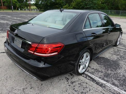 Used 2014 Mercedes-Benz E 350 Sedan image 7