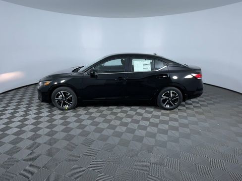 New 2025 Nissan Sentra SV image 6