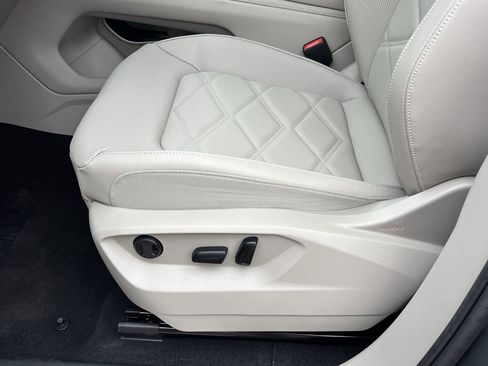 New 2026 Volkswagen Atlas SE image 16