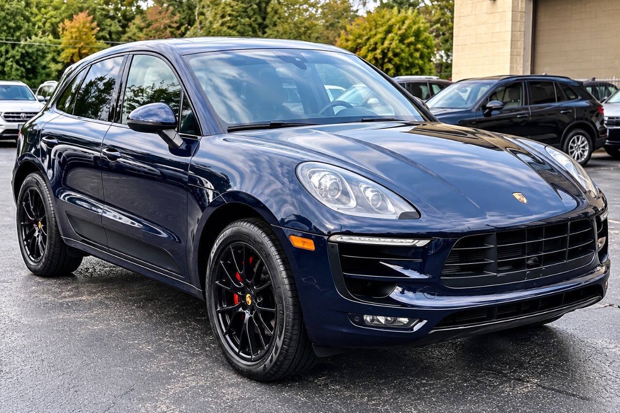 Used 2017 Porsche Macan GTS AWD/4WD image 1