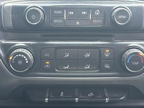 Used 2015 Chevrolet Silverado 2500 LT AWD/4WD image 8
