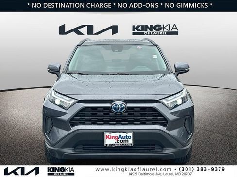 Used 2024 Toyota RAV4 XLE AWD/4WD image 27