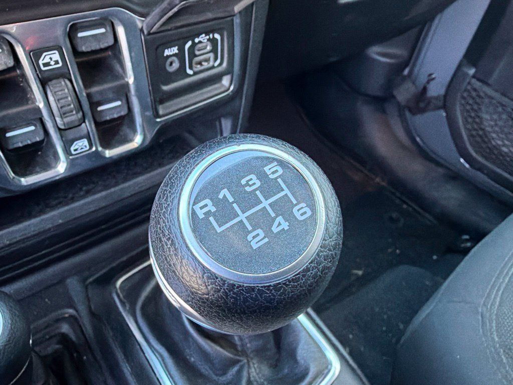 Used 2020 Jeep Wrangler Unlimited Sport S AWD/4WD image 15