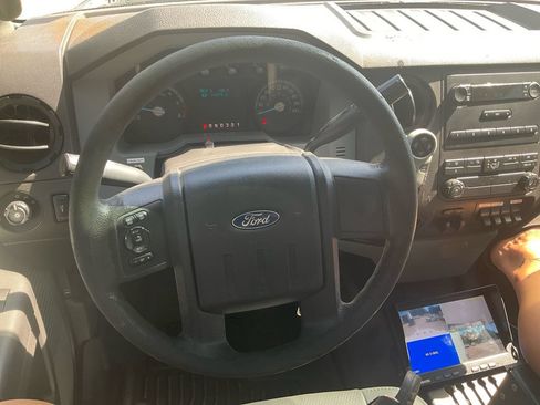 Used 2012 Ford F550 2WD Regular Cab Super Duty w/ PWR Equipment Group image 18