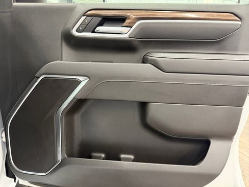 Used 2025 Chevrolet Silverado 3500 LT w/ Trail Boss Package image 24