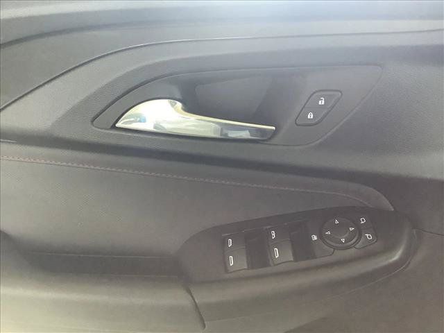 Used 2023 Chevrolet TrailBlazer RS w/ Technology Package FWD image 12