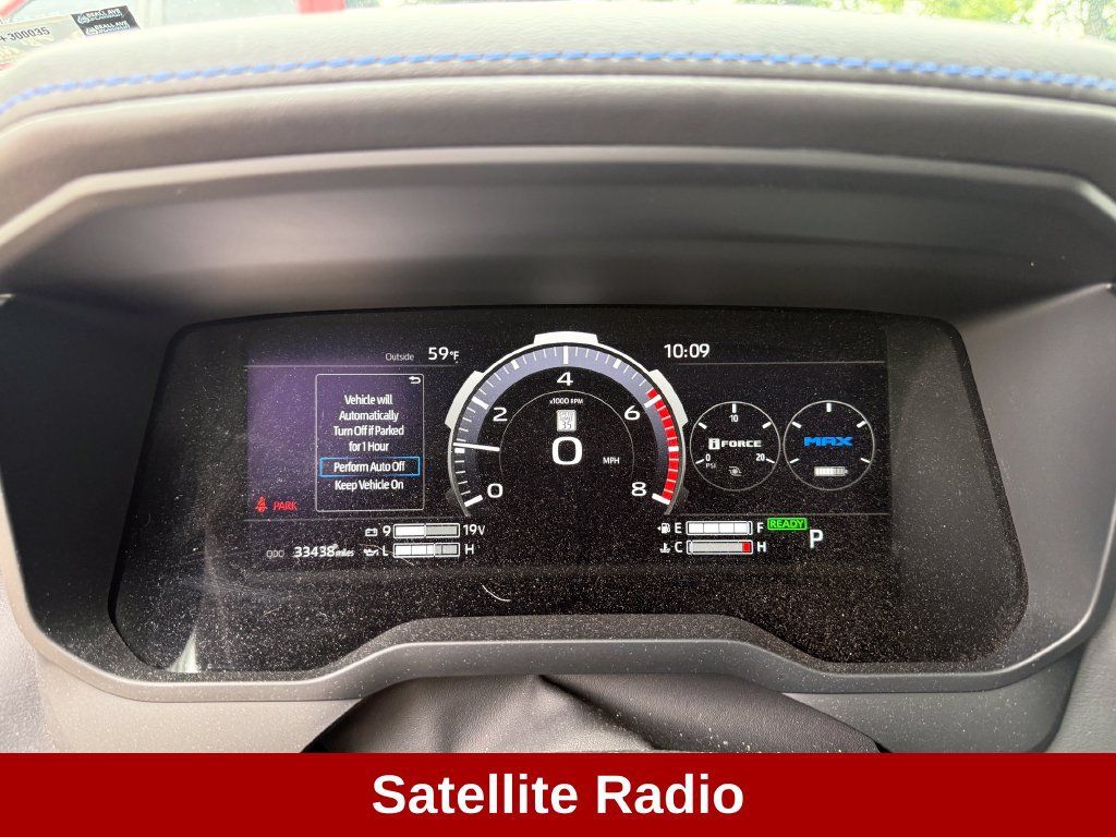 Used 2025 Toyota Tundra Platinum AWD/4WD image 16